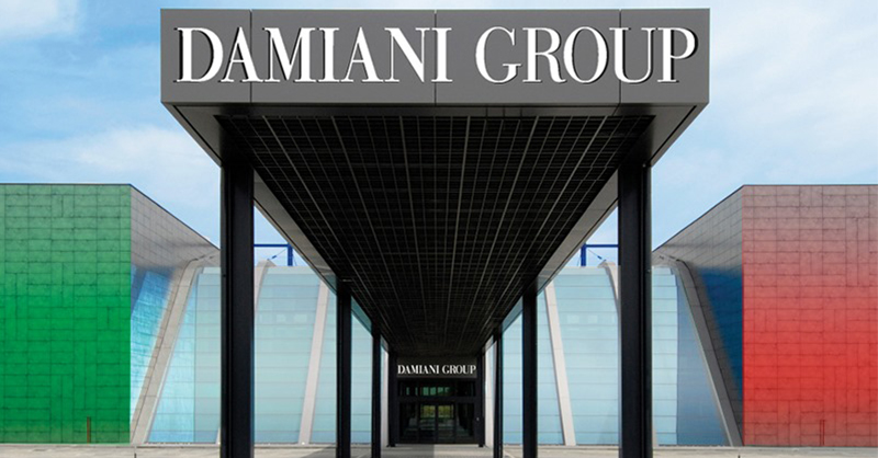 The Damiani Group renews its effort towards the fight against Covid by making their offices and the ex-Palafiere in Valenza available for the vaccination campaign